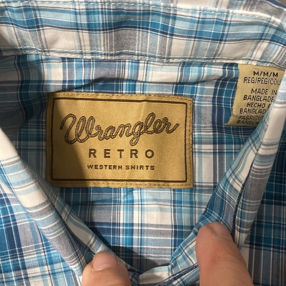 NWT Wrangler Retro modern fit pearl snap shirt. Size medium. - Picture 2 of 5